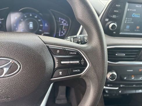 Used 2019 Hyundai Santa Fe SEL FWD image 18
