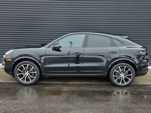 Certified 2026 Porsche Cayenne Coupe AWD/4WD image 2