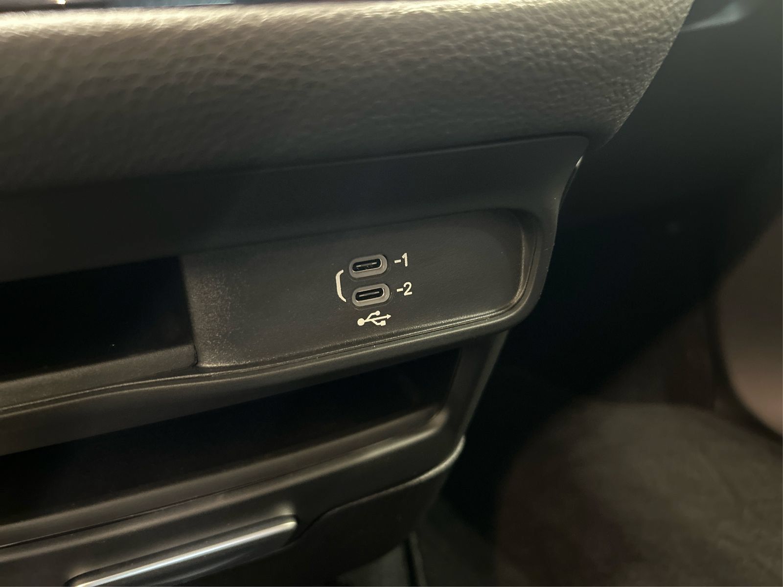 Used 2026 Chrysler Pacifica Select w/ S Appearance Package FWD image 30