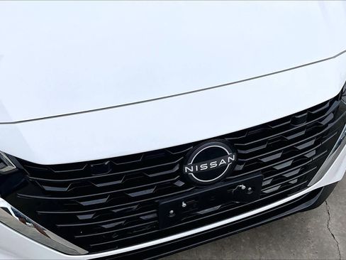 Certified 2025 Nissan Sentra S FWD image 28