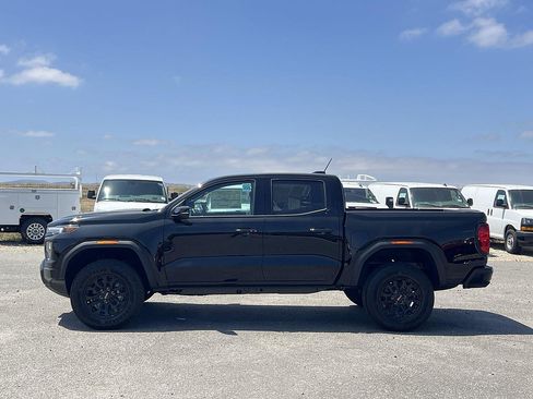 New 2026 GMC Canyon Elevation w/ LPO, Black Badging Package RWD image 6