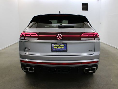 New 2025 Volkswagen Atlas Cross Sport SEL Premium R-Line AWD/4WD image 5