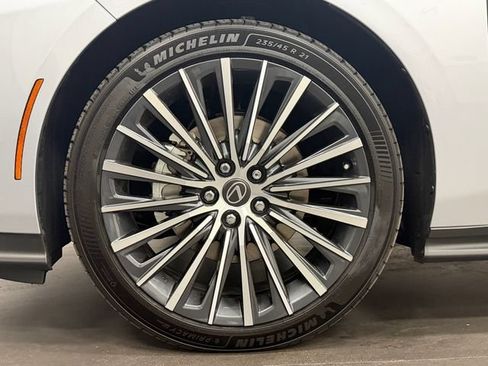 New 2026 Lexus ES 350e FWD image 10