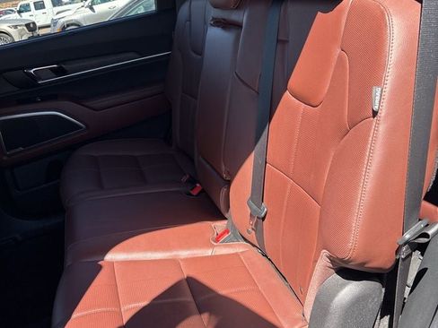 Used 2024 Kia Telluride EX AWD/4WD image 29