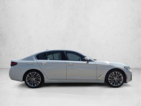 Used 2021 BMW 530i w/ Convenience Package RWD image 4