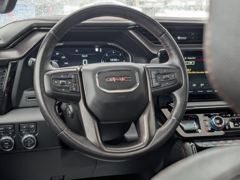 Used 2022 GMC Sierra 1500 AT4 w/ AT4 Preferred Package image 17