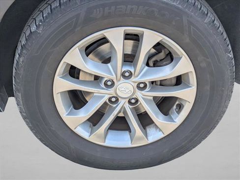 Used 2020 Hyundai Santa Fe SEL w/ Cargo Package FWD image 15