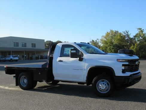 New 2025 Chevrolet Silverado 3500 W/T w/ WT Convenience Package AWD/4WD image 2
