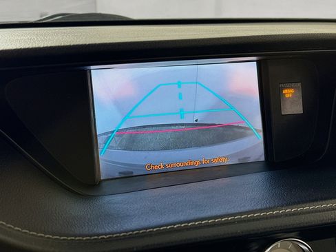 Used 2014 Lexus ES 300h w/ Premium Package w/Bamboo Trim image 3