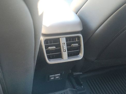 Used 2023 Lexus UX 250h F Sport image 11