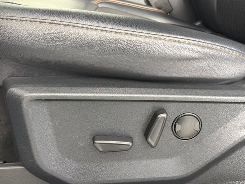 Used 2025 Ford F350 Lariat AWD/4WD image 27