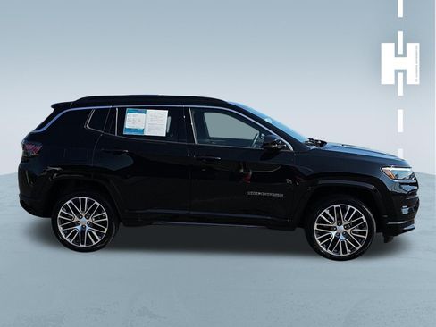 Used 2023 Jeep Compass Limited w/ Elite Group AWD/4WD image 3