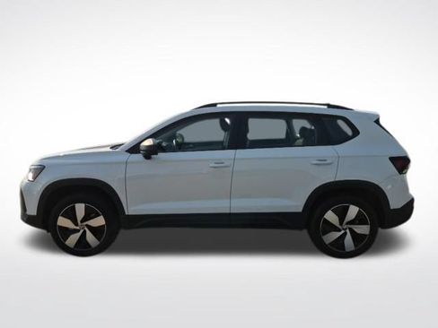 Used 2025 Volkswagen Taos S AWD/4WD image 8