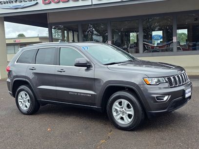 Used 2017 Jeep Grand Cherokee Laredo w/ Quick Order Package 23E