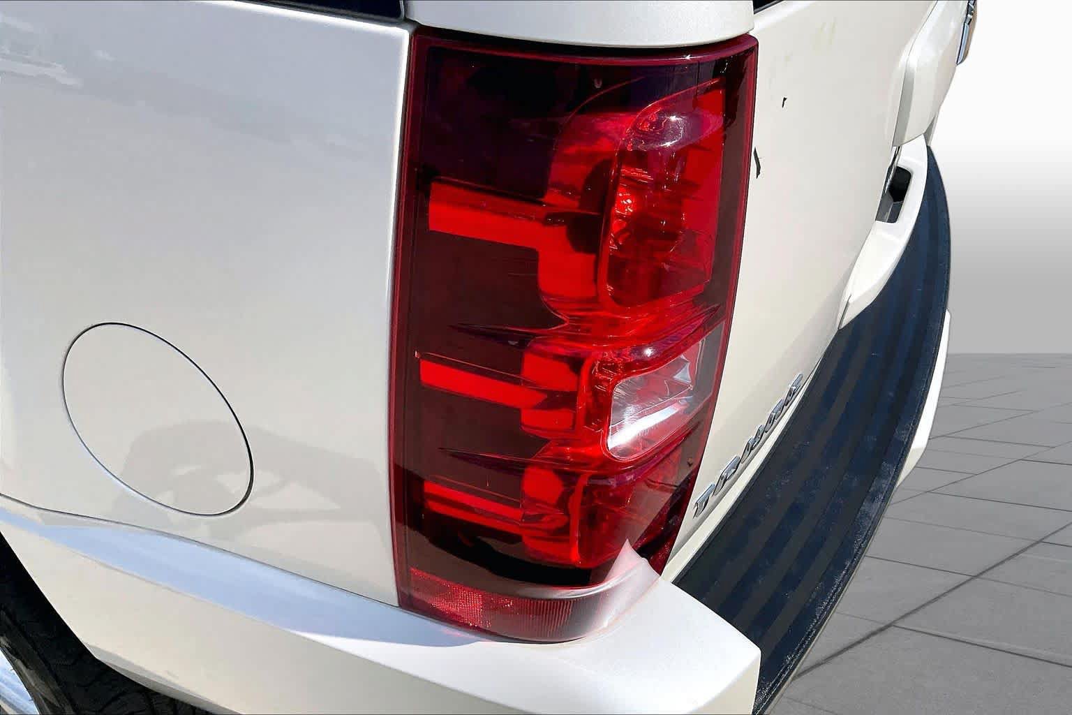 Used 2013 Chevrolet Tahoe LTZ AWD/4WD image 25