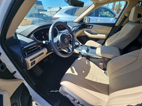 Used 2024 Acura MDX w/ Technology Package FWD image 7