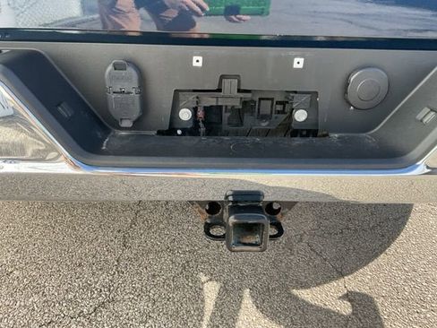 Used 2022 Chevrolet Silverado 1500 LT image 10