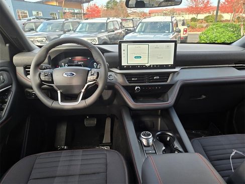 New 2026 Ford Explorer ST-Line image 10