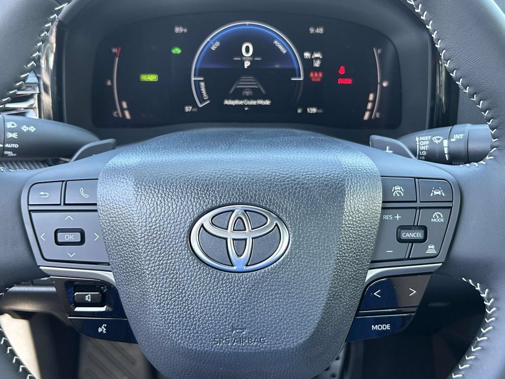New 2026 Toyota Camry Hybrid FWD image 27