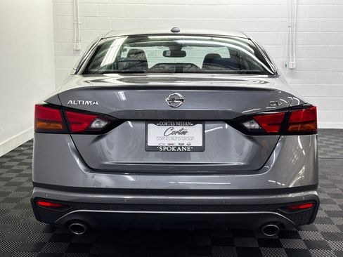 Used 2020 Nissan Altima 2.5 SV FWD image 6