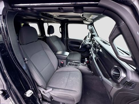 Used 2022 Jeep Wrangler Unlimited Sport AWD/4WD image 33