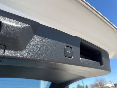 Used 2021 Ford Escape SEL image 21