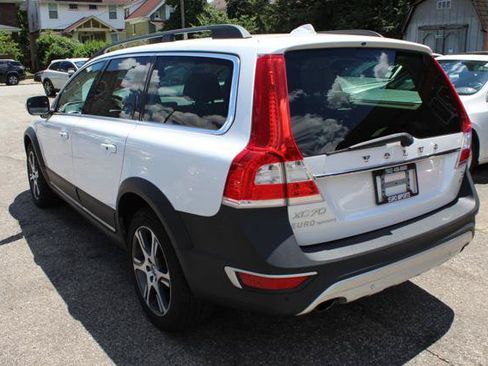 Used 2015 Volvo XC70 T6 AWD/4WD image 7