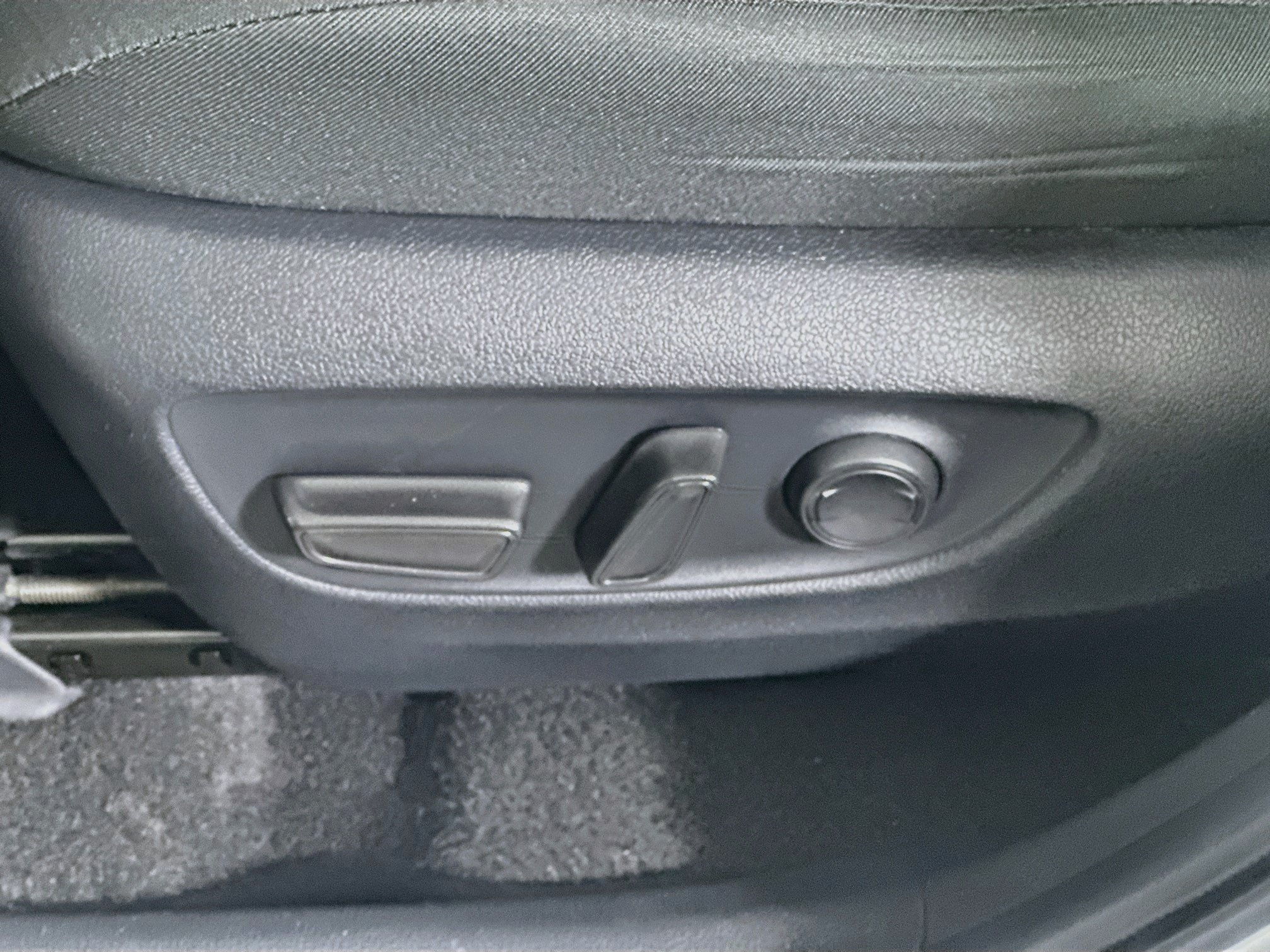 Certified 2024 Toyota RAV4 XLE FWD image 13