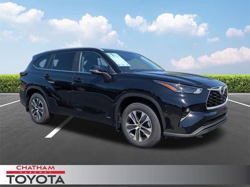 New 2026 Toyota Highlander XLE AWD/4WD image 1