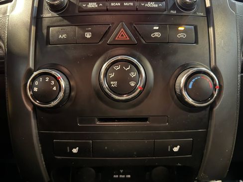 Used 2011 Kia Sorento 2WD w/ Convenience Pkg image 15