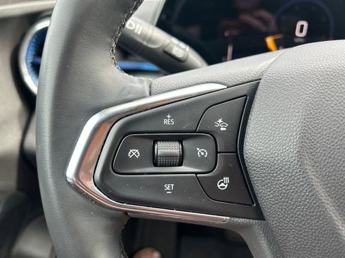 Used 2025 Chevrolet Trax LT w/ Driver Confidence Package FWD image 24