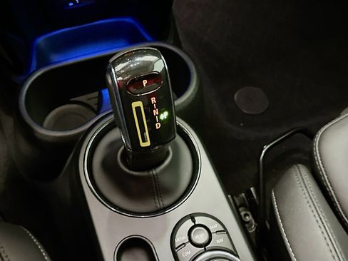 Used 2024 MINI Cooper SE image 25