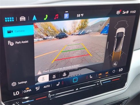 New 2025 Volkswagen ID.4 Pro image 18