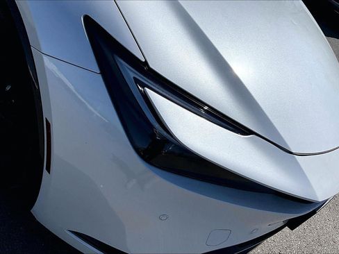 Used 2025 Toyota Prius LE image 24