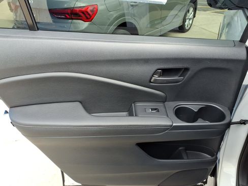 Certified 2025 Honda Passport EX-L image 9