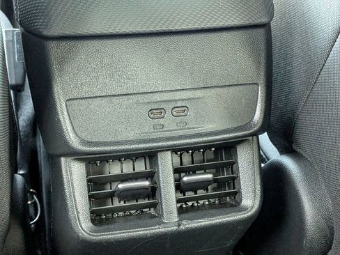 Used 2025 Chevrolet Equinox LT image 15