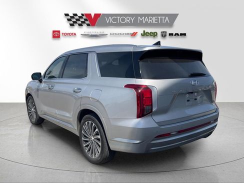 Used 2025 Hyundai Palisade Calligraphy AWD/4WD image 3