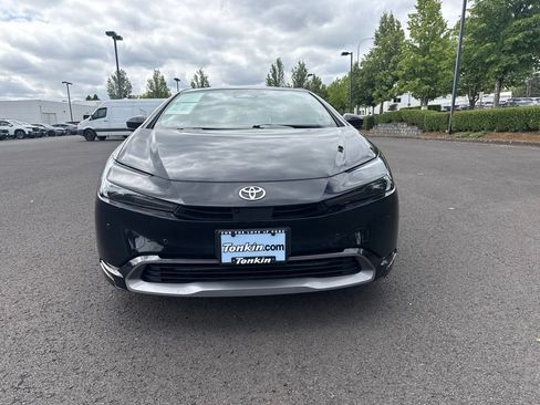 Used 2024 Toyota Prius Limited w/ Limited Premium Package AWD/4WD image 2