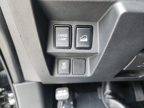 Used 2023 Nissan Frontier SV image 26