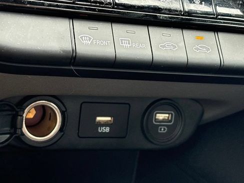 Used 2023 Hyundai Elantra SEL FWD image 15