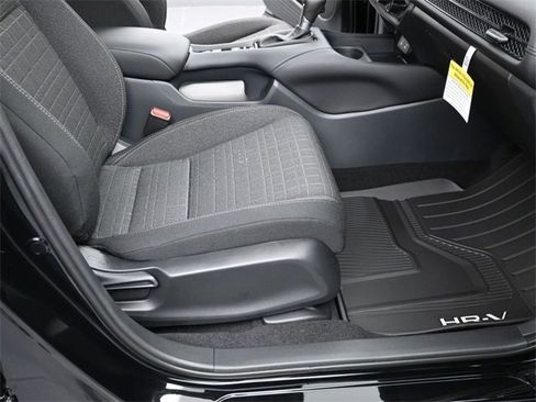 New 2026 Honda HR-V LX image 21