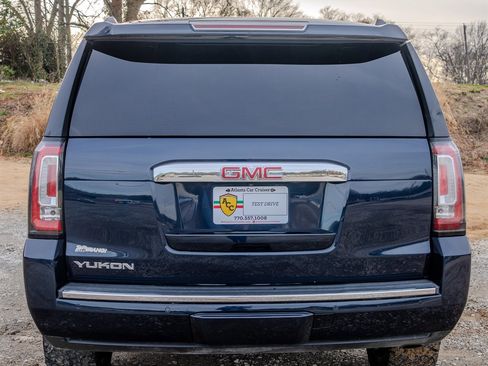 Used 2018 GMC Yukon Denali w/ Denali Ultimate Package image 3