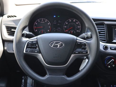 Used 2020 Hyundai Accent SE image 14