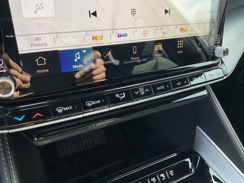 New 2026 Jeep Grand Wagoneer L Limited image 20