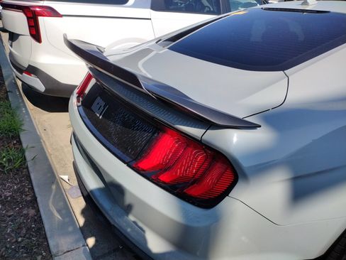 Used 2021 Ford Mustang Mach 1 w/ Mach 1 Handling Package RWD image 5