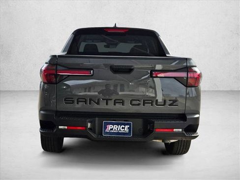 Certified 2025 Hyundai Santa Cruz SE image 6