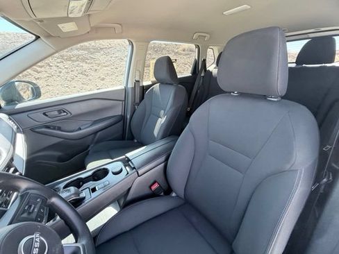 Used 2024 Nissan Rogue S AWD/4WD image 23
