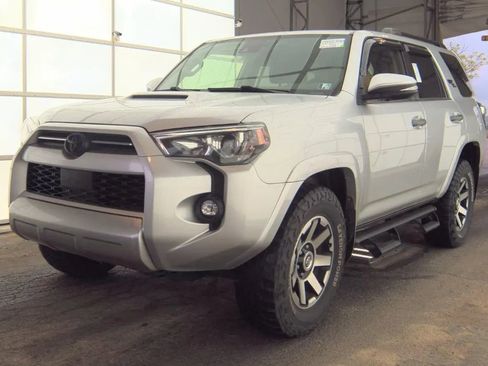 Used 2021 Toyota 4Runner TRD Off-Road Premium w/ Moonroof Package AWD/4WD image 1