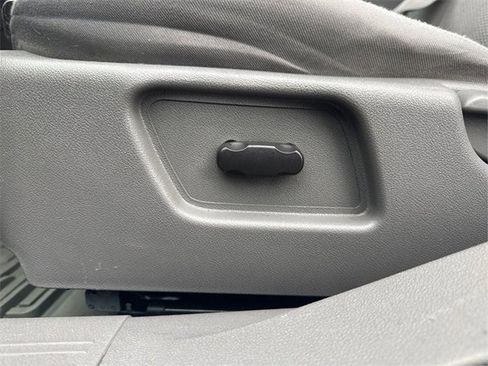 Used 2009 Chevrolet Malibu Hybrid image 17