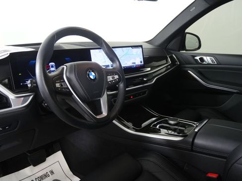 Certified 2024 BMW X5 sDrive40i w/ Parking Assistance Package RWD image 11